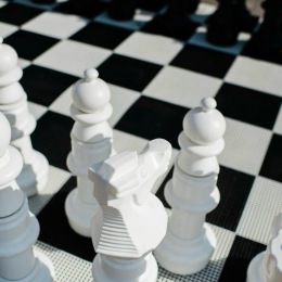 Checkmate - but make it life size! 
At Kaufmann’s, our sprawling rooftop features a variety of fun-filled outdoor activities – including a large-scale chessboard where residents can challenge one another to a game of wits of strategy with just a quick elevator ride upstairs. #ComeHomeToKaufmanns
.
.
.
#luxury #luxuryapartments #luxeliving #pittsburgerealestate #downtownpittsburgh #realestate #pittsburgh #pennsylvania #kaufmannbuilding #kaufmannspittsburgh #pittsburghapartments #pittsburghapartment ... Instagram post from @rentkaufmanns on July 16, 2024 19:05:14pm